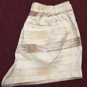 Forever 21 contemporary short